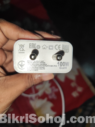 Charger 100wt
